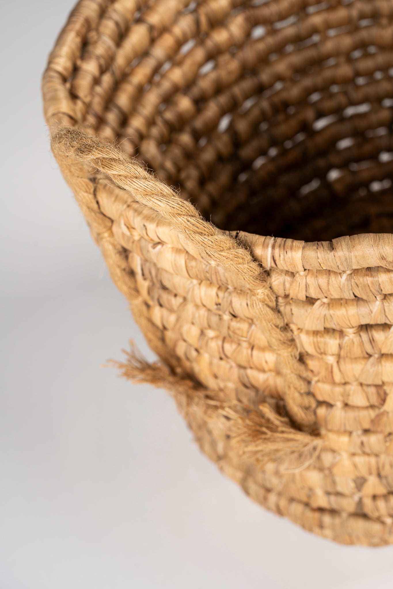 Chunky Water Hyacinth Basket
