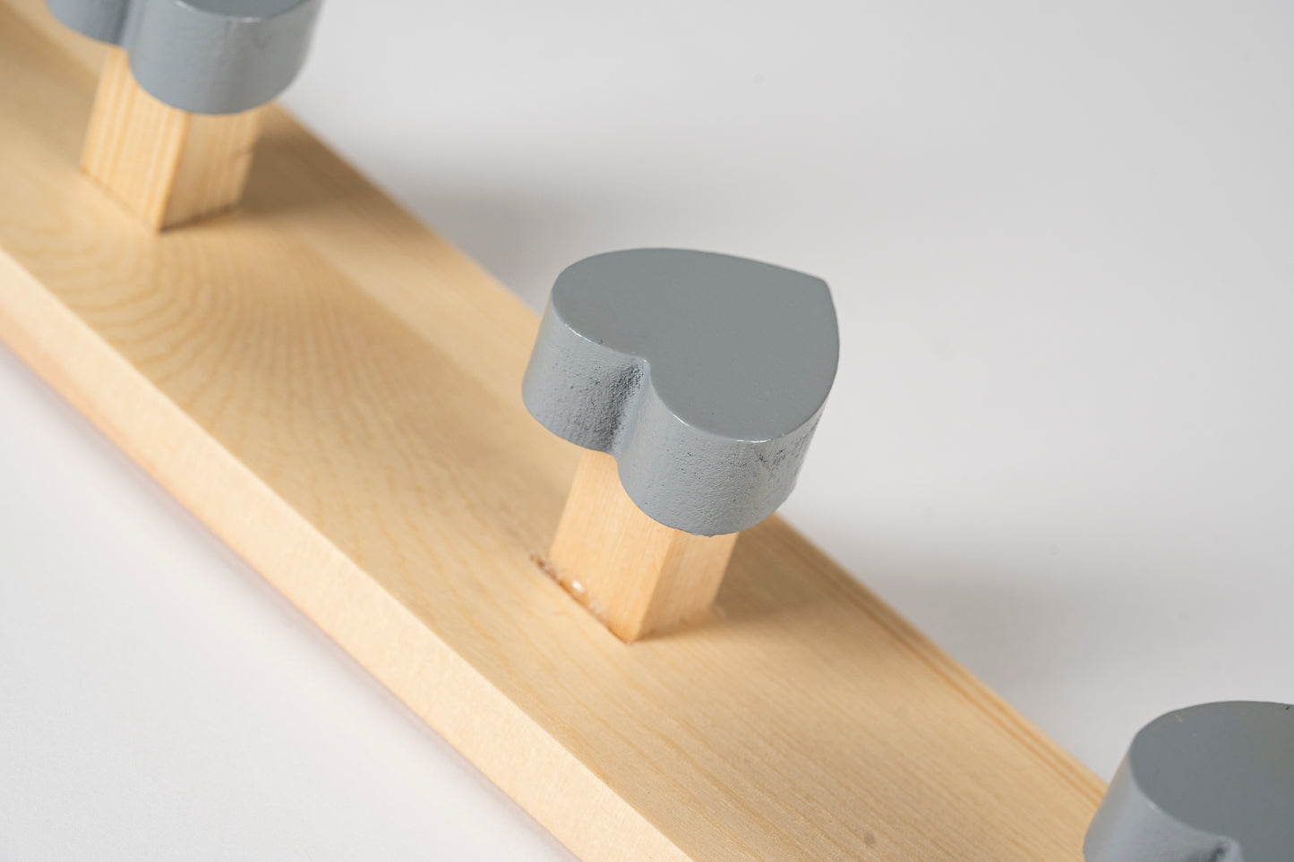 Heart Peg Rail