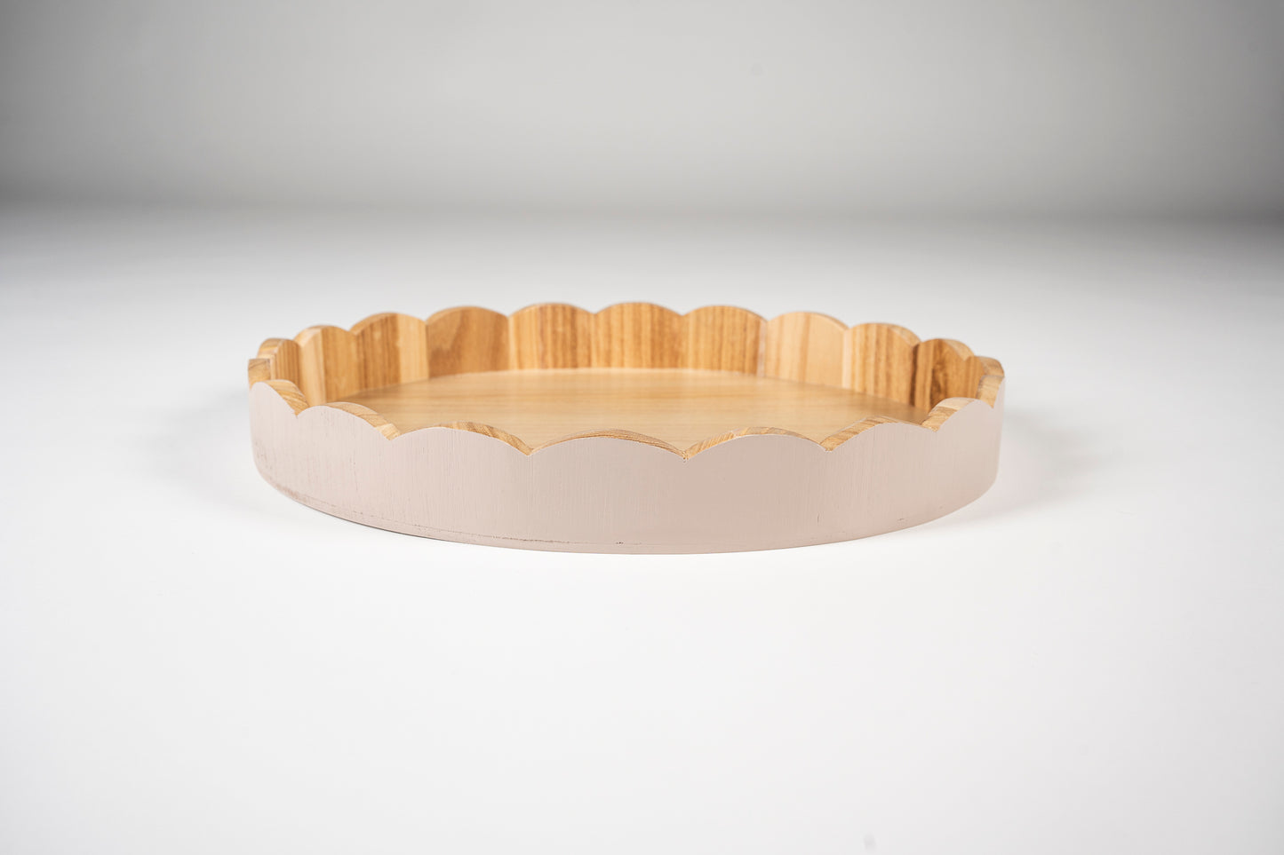 Round Scallop Tray